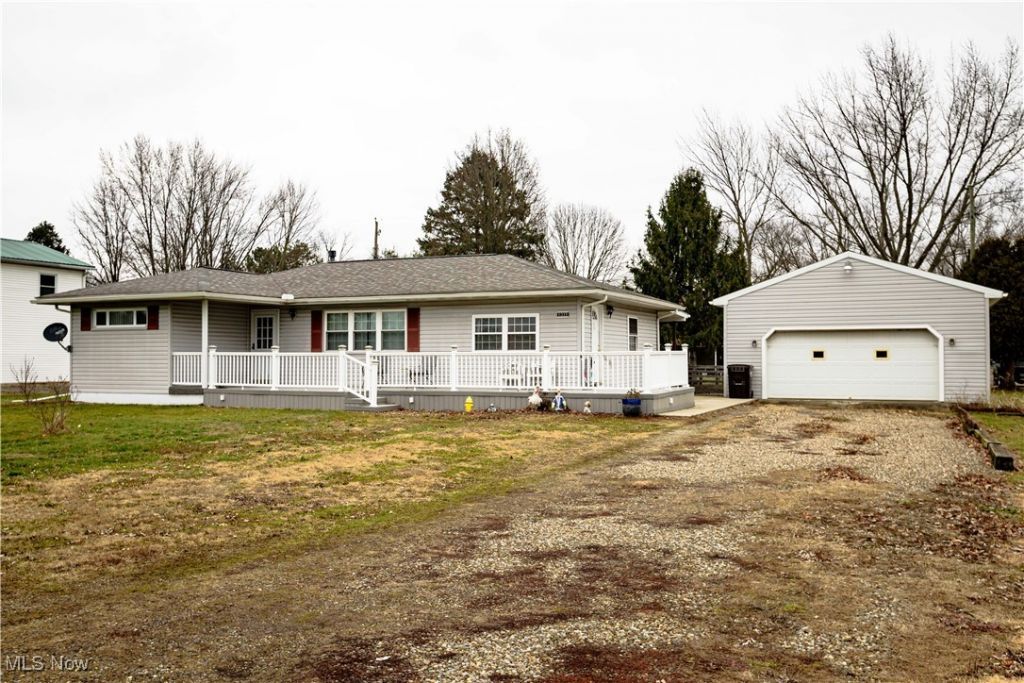 11335 West Avenue, Sandyville, OH 44671 Main Photo