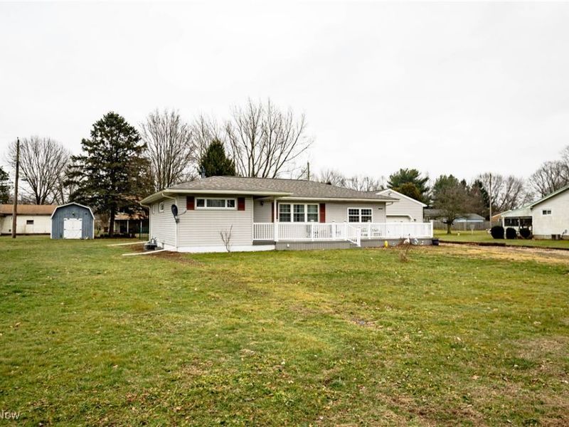 11335 West Avenue, Sandyville, OH 44671 Photo 2