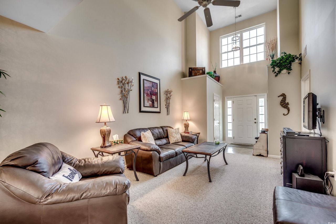 268 Madrid Dr. Photo 4