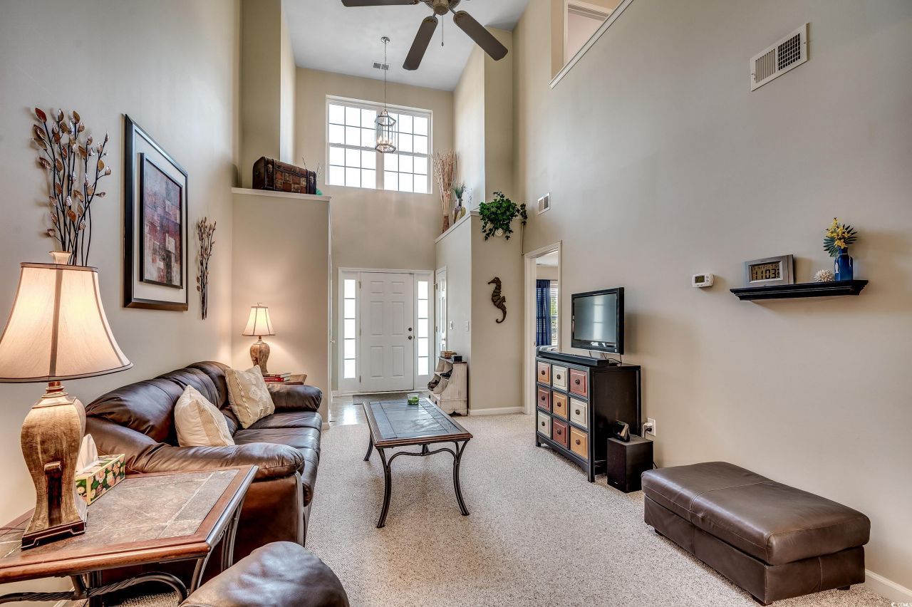 268 Madrid Dr. Photo 7