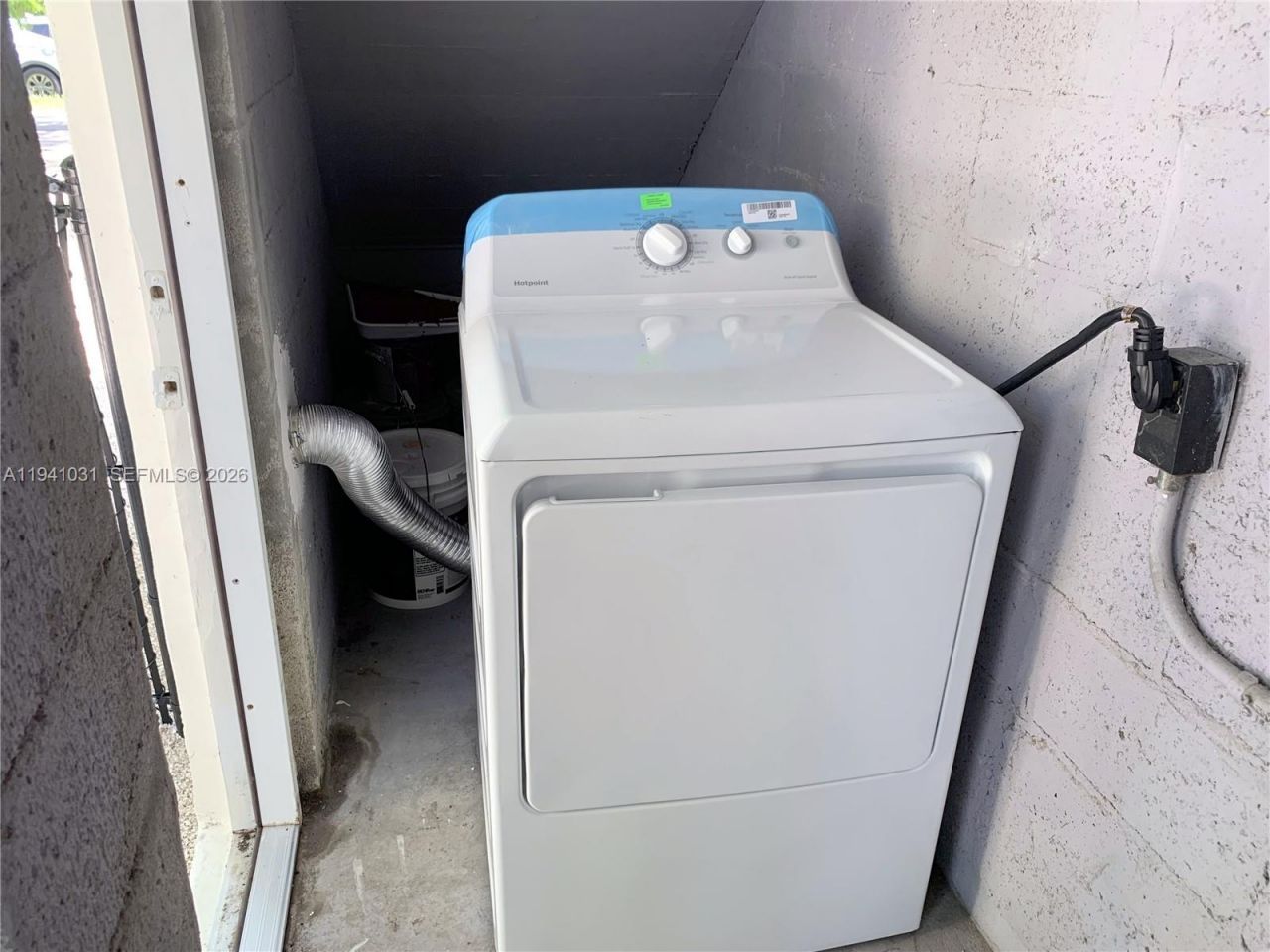 3202 Elizabeth St, Unit 3202, Miami, FL 33133 Photo