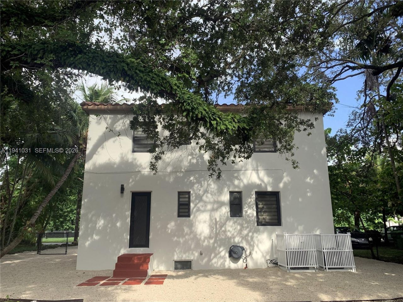 3202 Elizabeth St, Unit 3202, Miami, FL 33133 Photo