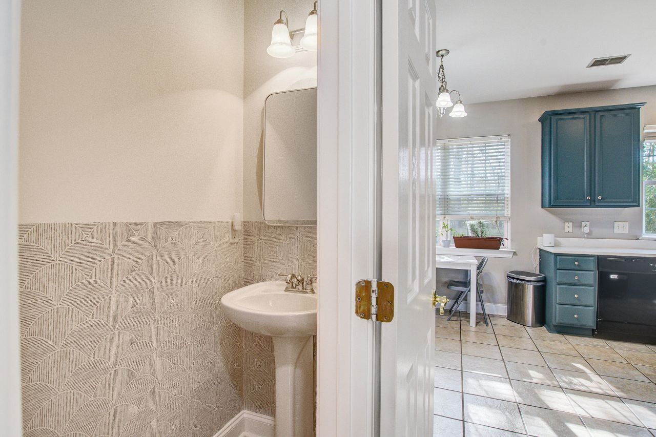 170 Willowbend Lane Photo 14