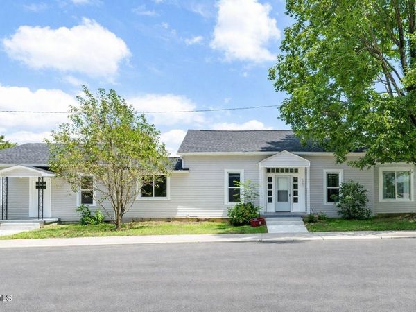 1007 Spring Street, Johnson City, TN 37604