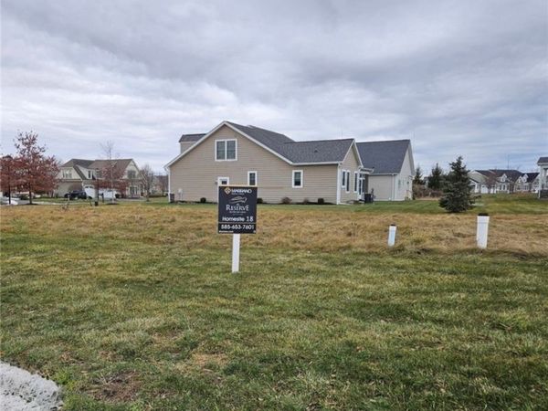 15 Saint Johnsville Trl Trail, Brighton, NY 14618