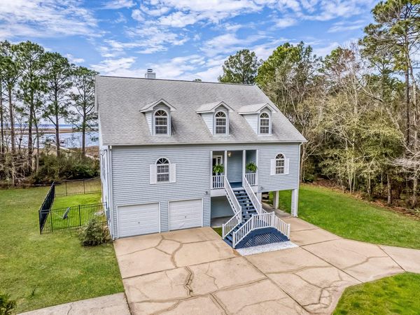 2857 N 1st Avenue, Milton, FL 32583