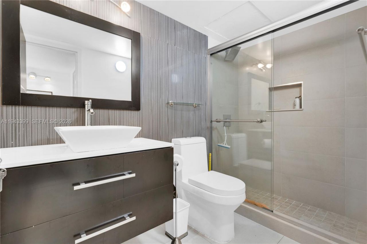 3140 S Ocean Dr , Unit 1211, Hallandale Beach, FL 33009 Photo