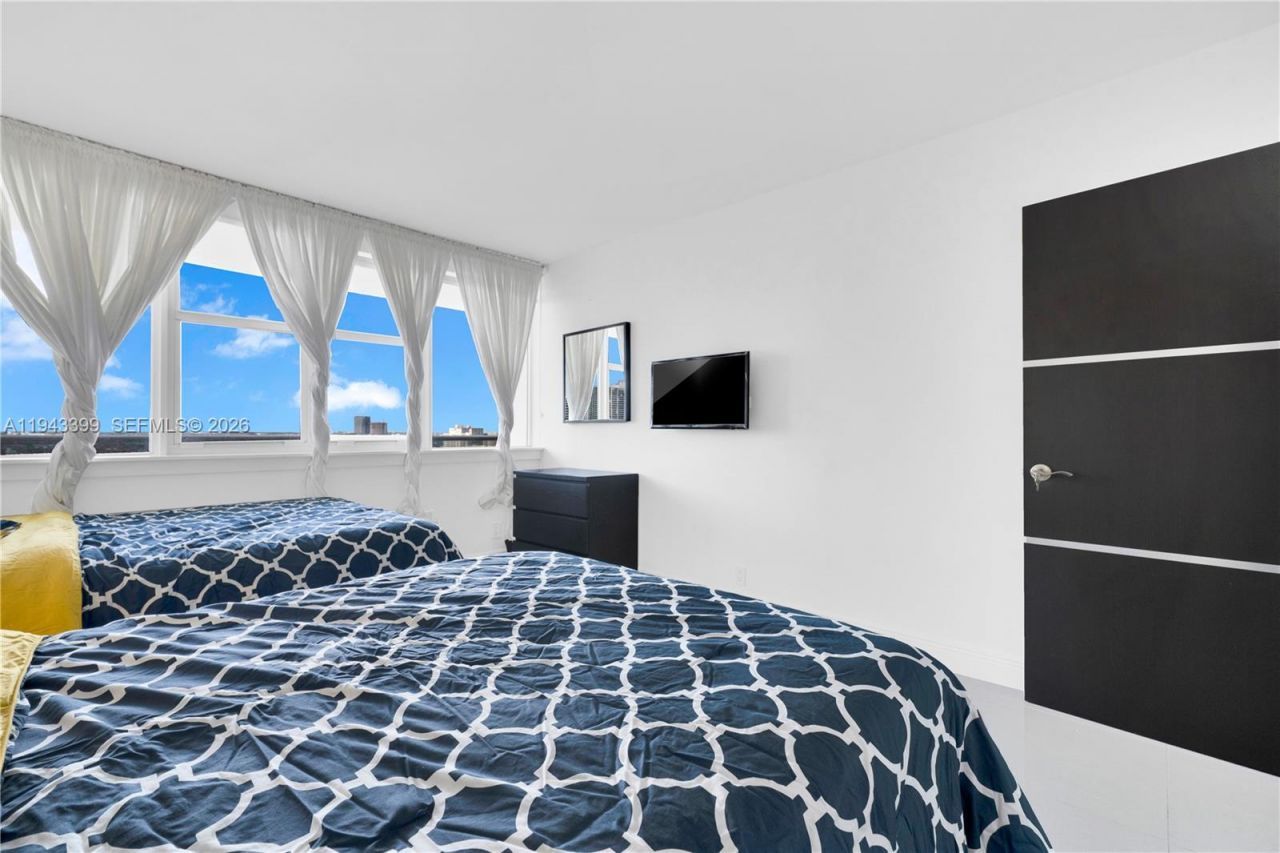 3140 S Ocean Dr , Unit 1211, Hallandale Beach, FL 33009 Photo