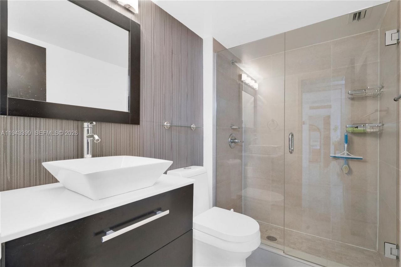 3140 S Ocean Dr , Unit 1211, Hallandale Beach, FL 33009 Photo