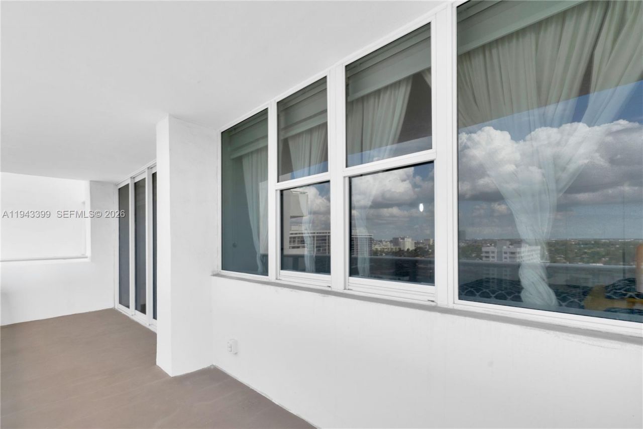 3140 S Ocean Dr , Unit 1211, Hallandale Beach, FL 33009 Photo