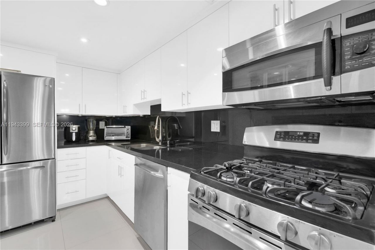 3140 S Ocean Dr , Unit 1211, Hallandale Beach, FL 33009 Photo