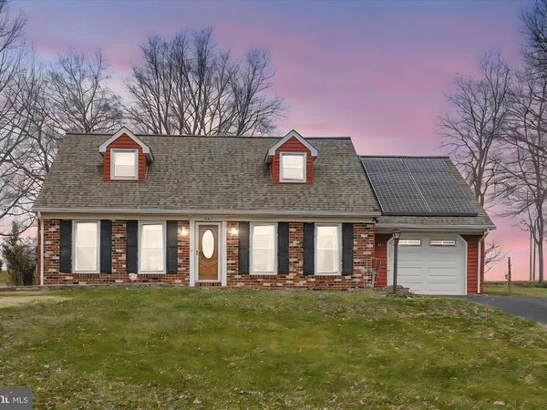 121 PLEASANT VIEW DRIVE, LITITZ, PA 17543