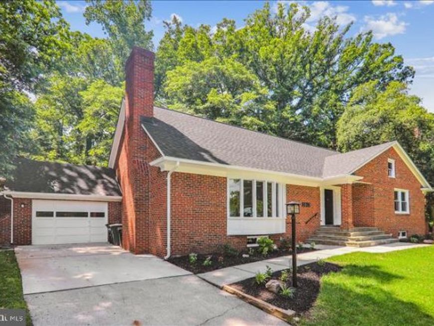 3923 Commander Drive, Hyattsville, MD 20782 Main Photo