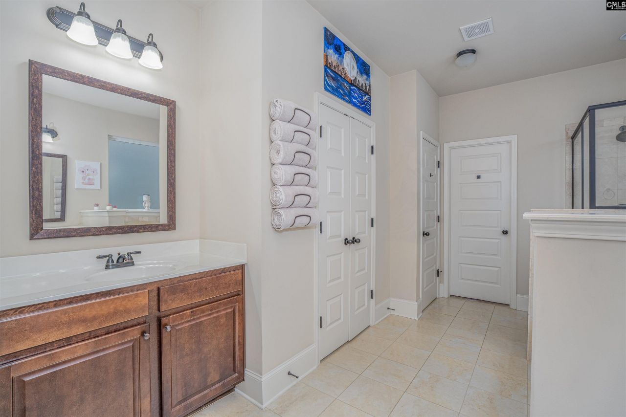 162 Grey Oaks Lane Photo 23