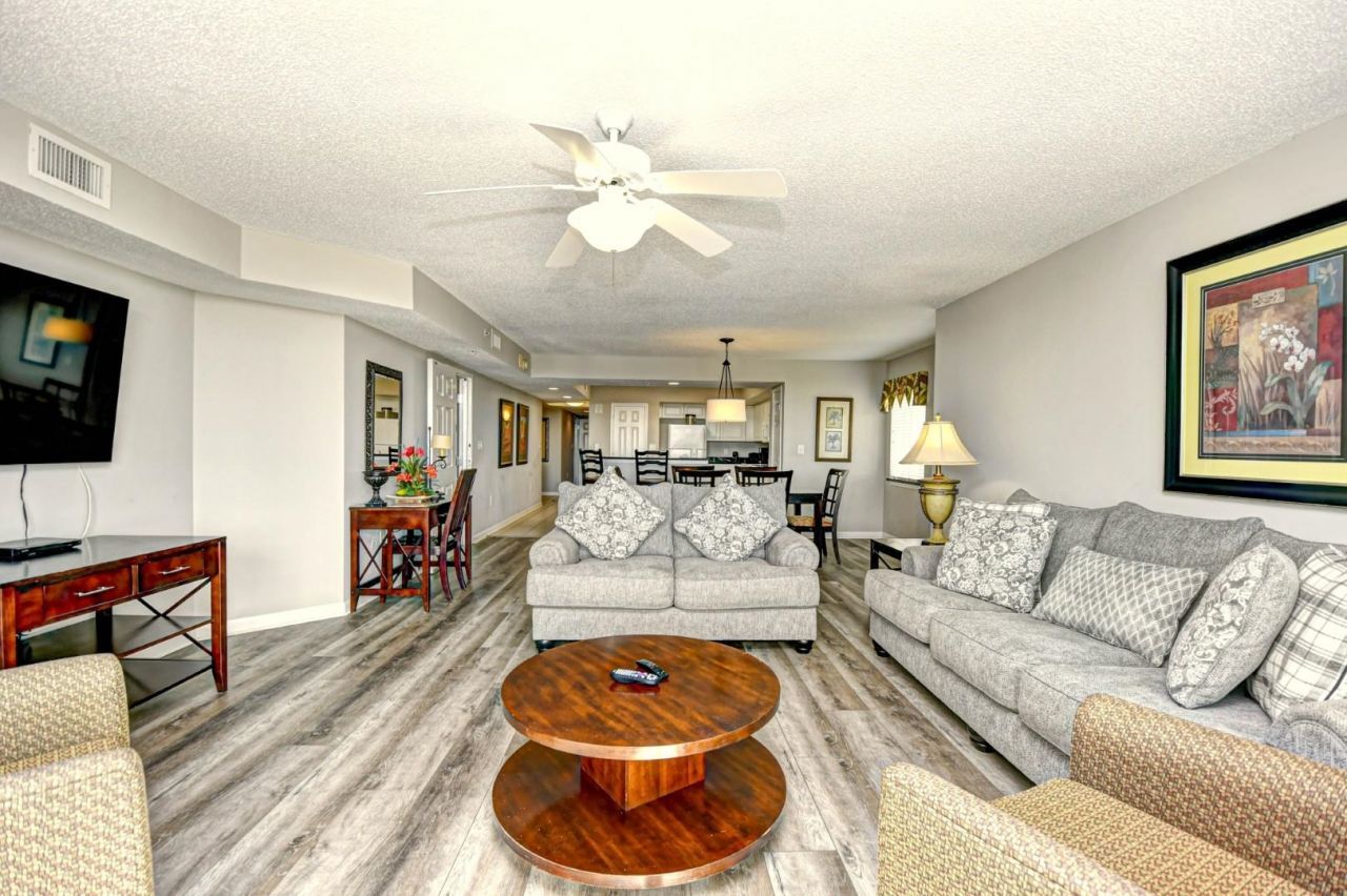 2151 Bridge View Ct. Photo 9