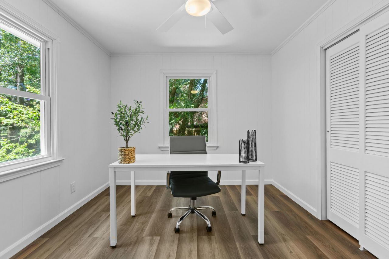 7299 Commodore Road Photo 16