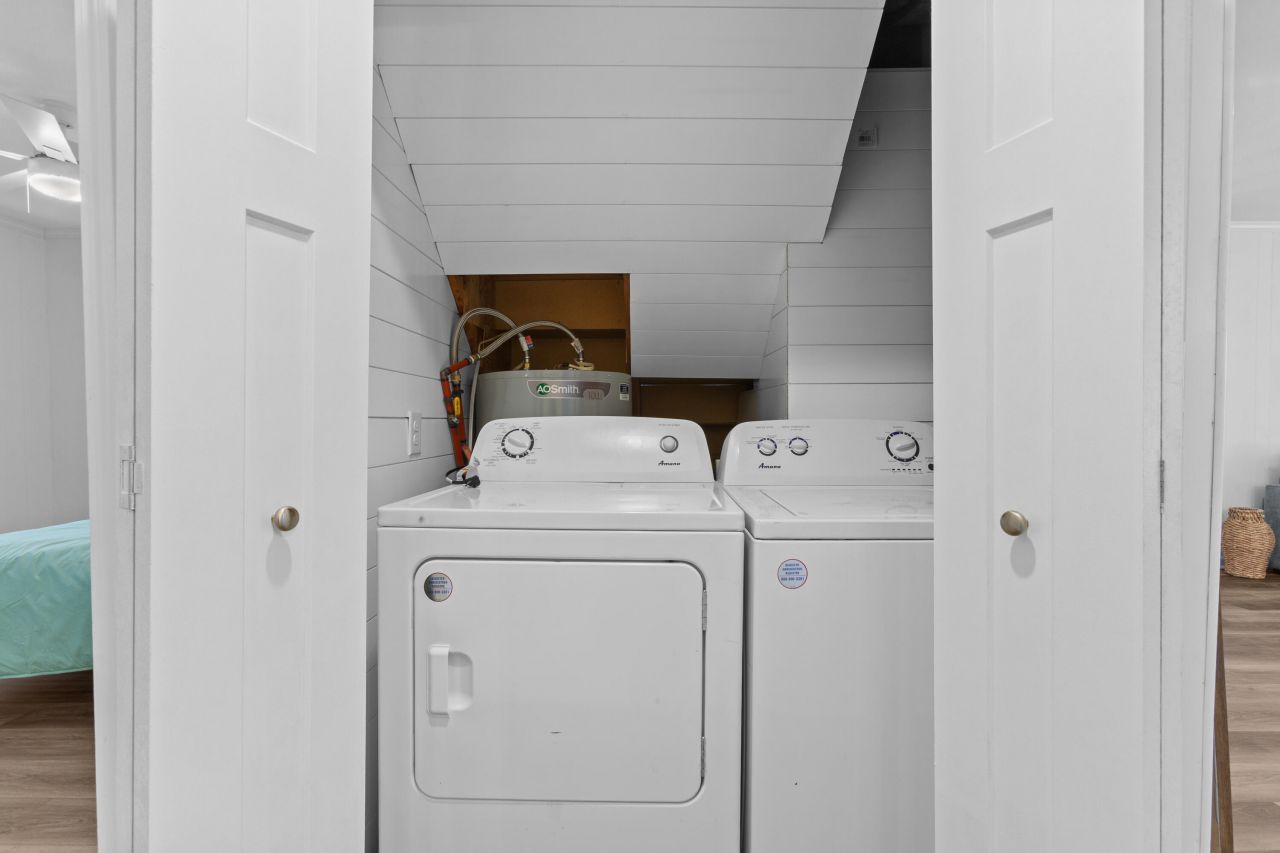 7299 Commodore Road Photo 20