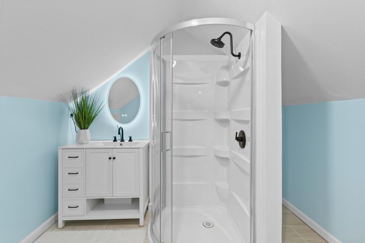 7299 Commodore Road Photo 24