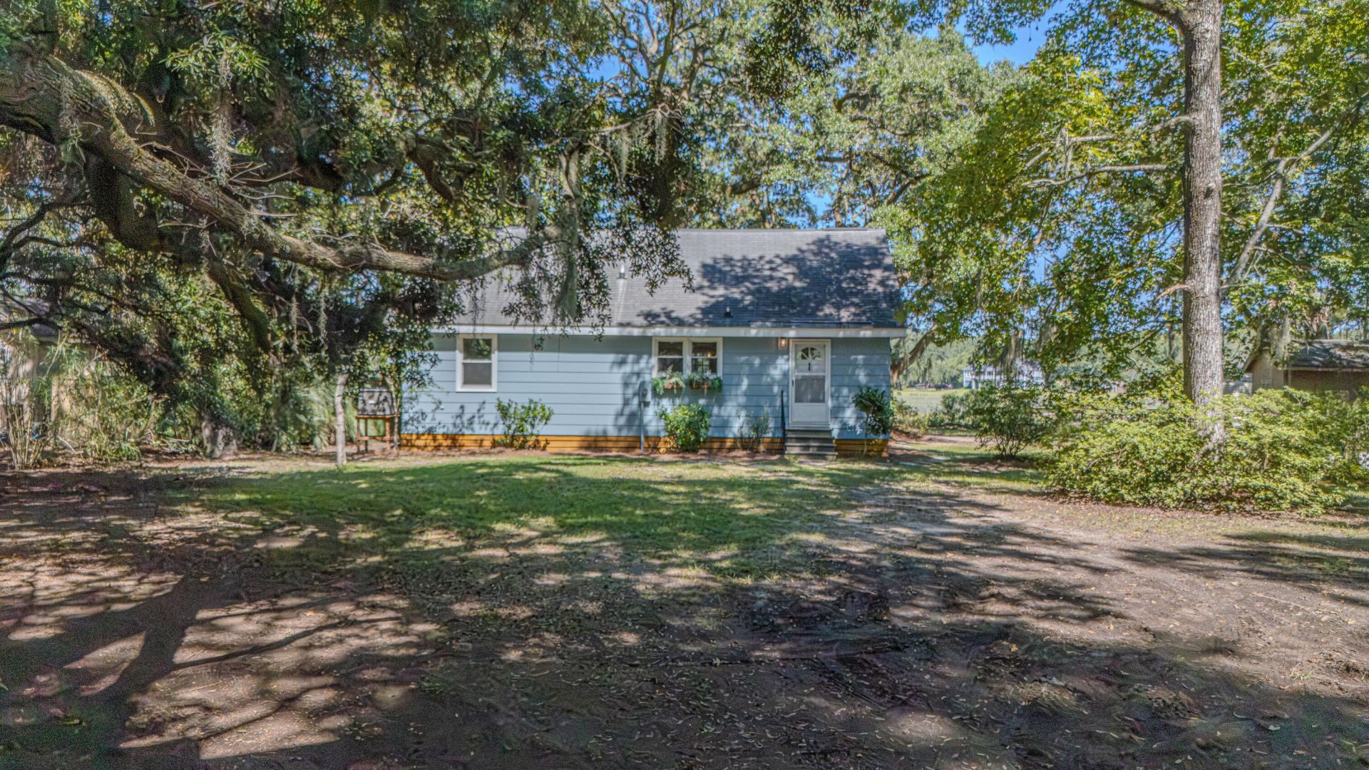 7299 Commodore Road Photo 26