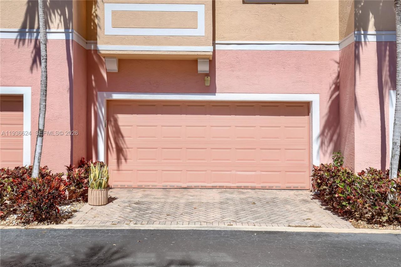 104 Harbors Way, Boynton Beach, FL 33435 Photo