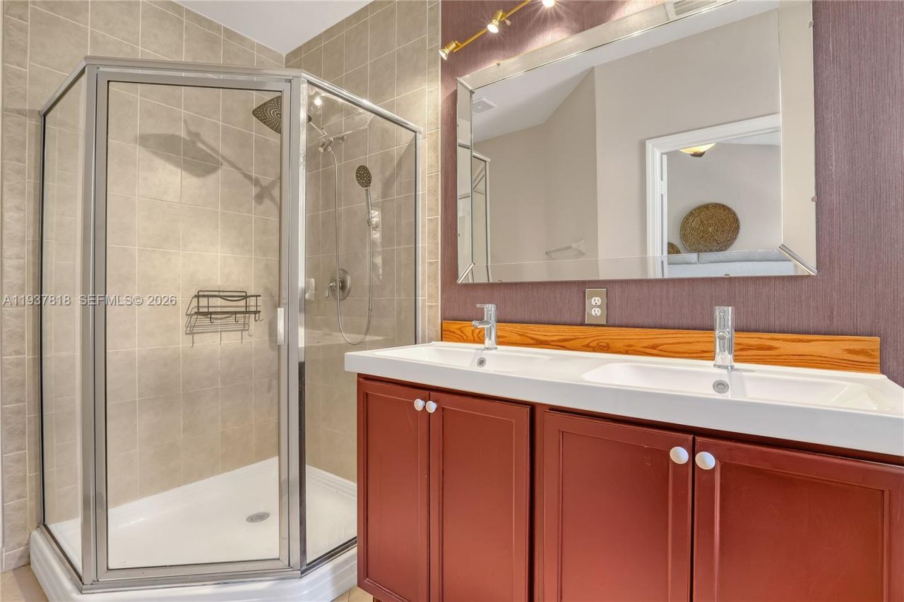 104 Harbors Way, Boynton Beach, FL 33435 Photo