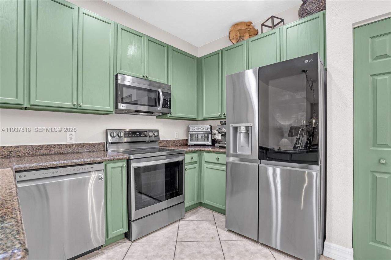 104 Harbors Way, Boynton Beach, FL 33435 Photo