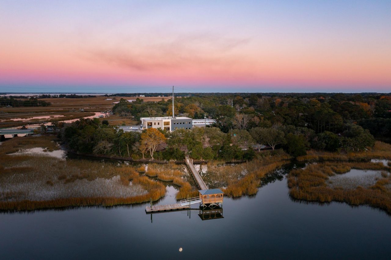 818 Curved Crk Court Photo 3