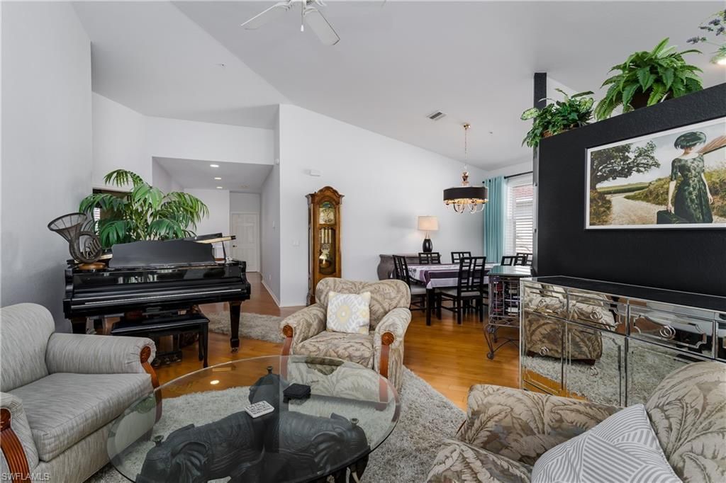 640 Lalique Cir, Unit 405, Naples, FL 34119 Photo