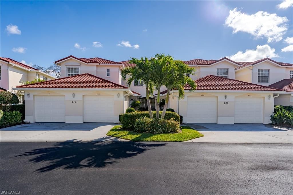 640 Lalique Cir, Unit 405, Naples, FL 34119 Photo