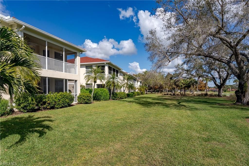 640 Lalique Cir, Unit 405, Naples, FL 34119 Photo