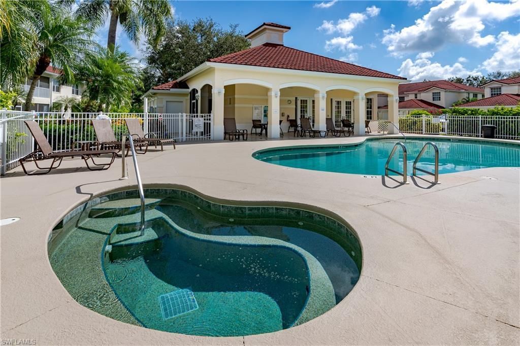 640 Lalique Cir, Unit 405, Naples, FL 34119 Photo
