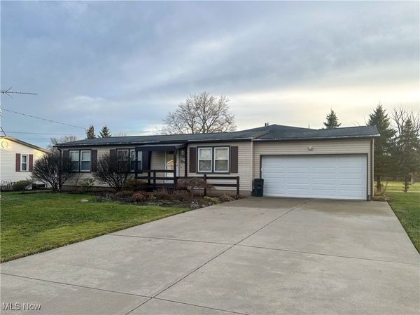 18 Morningside Road, Niles, OH 44446