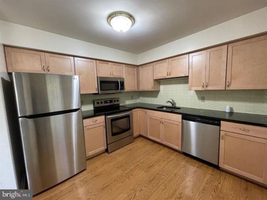 208 Valley Stream Lane, Chesterbrook, PA 19087 Main Photo