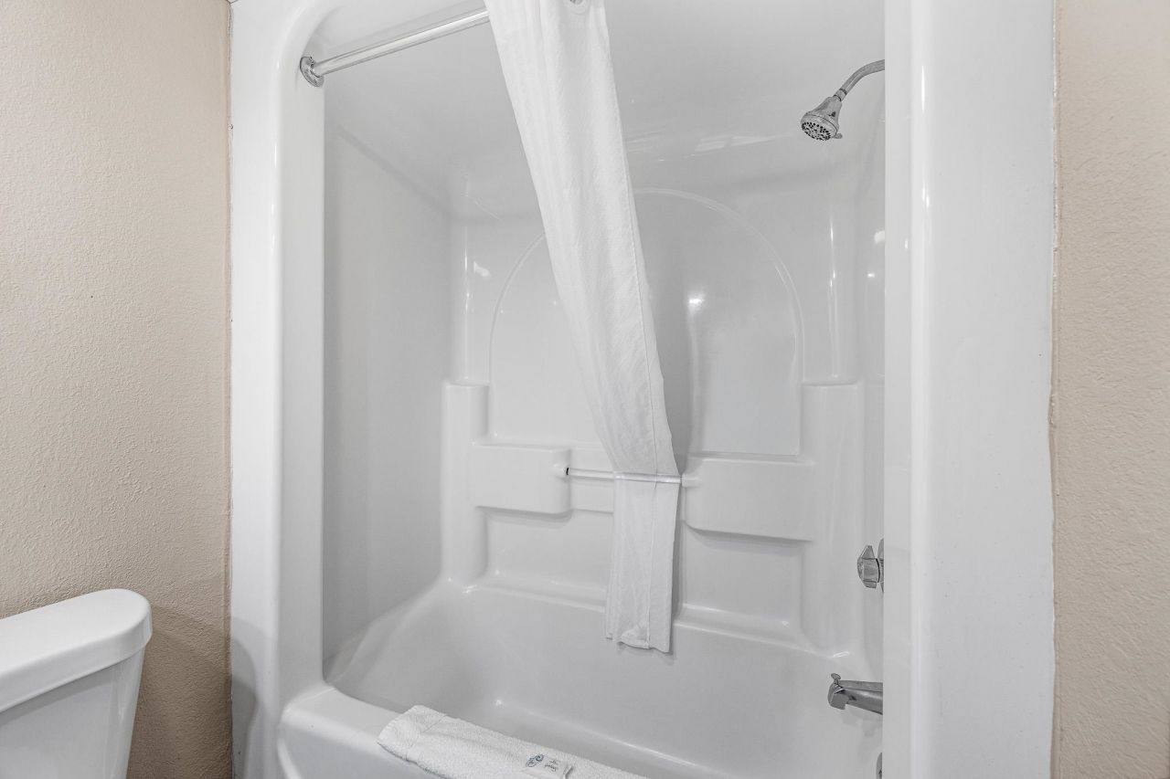 1501 S Ocean Blvd. Photo 19