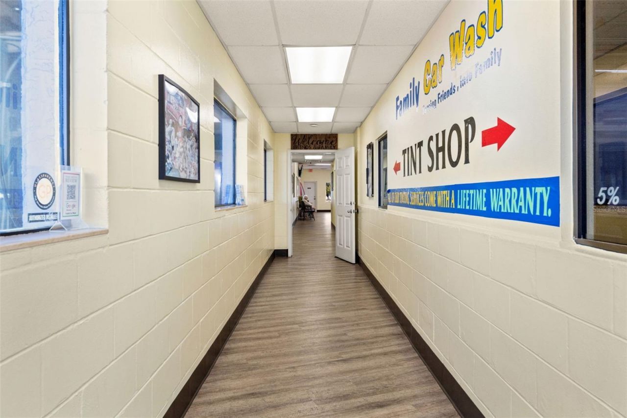 1108 Commercial Way, Spring Hill, FL 34606 Photo