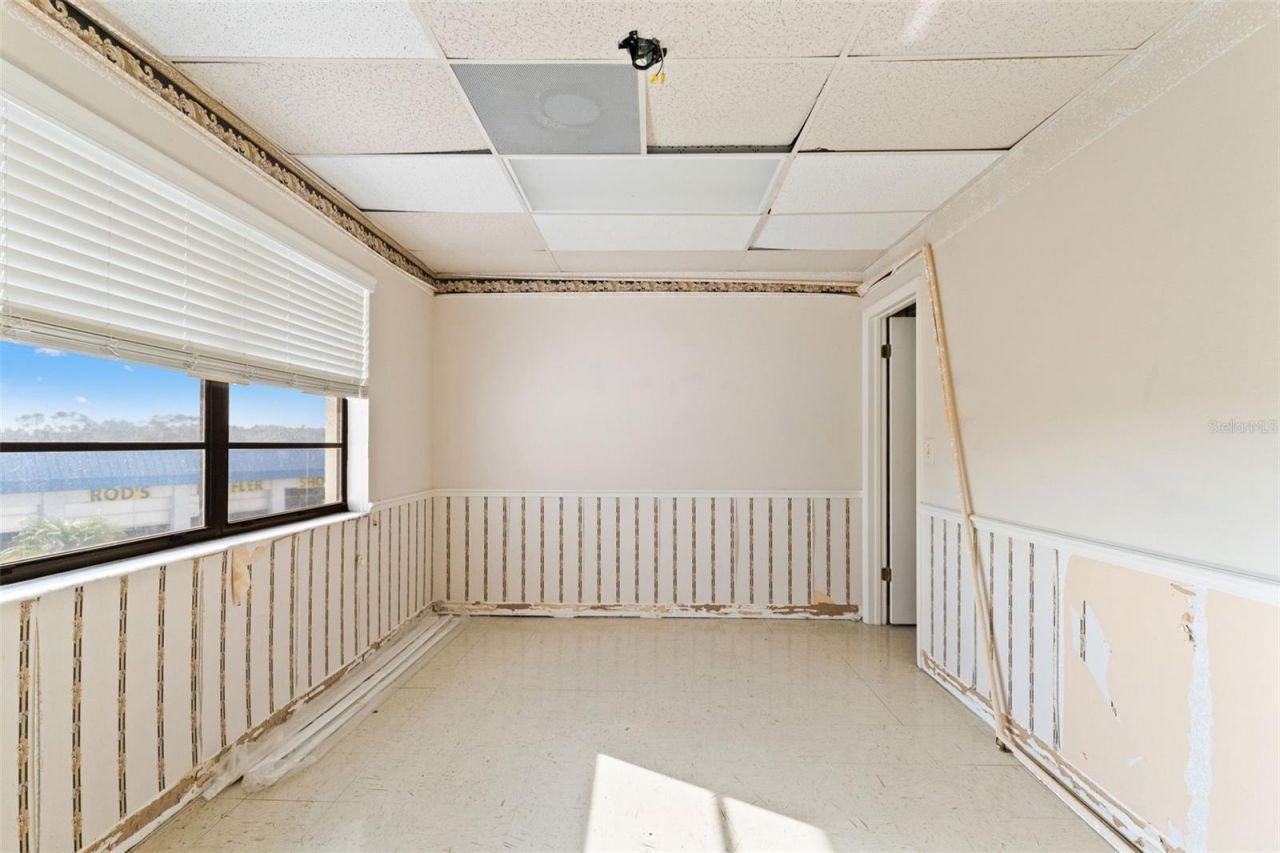 1108 Commercial Way, Spring Hill, FL 34606 Photo