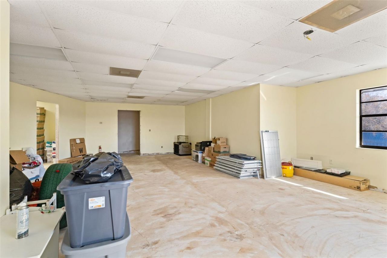 1108 Commercial Way, Spring Hill, FL 34606 Photo