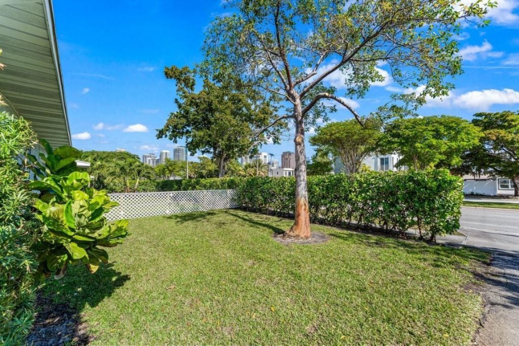 1003 SW 4th Avenue, Unit 2, Fort Lauderdale, FL 33315 Photo