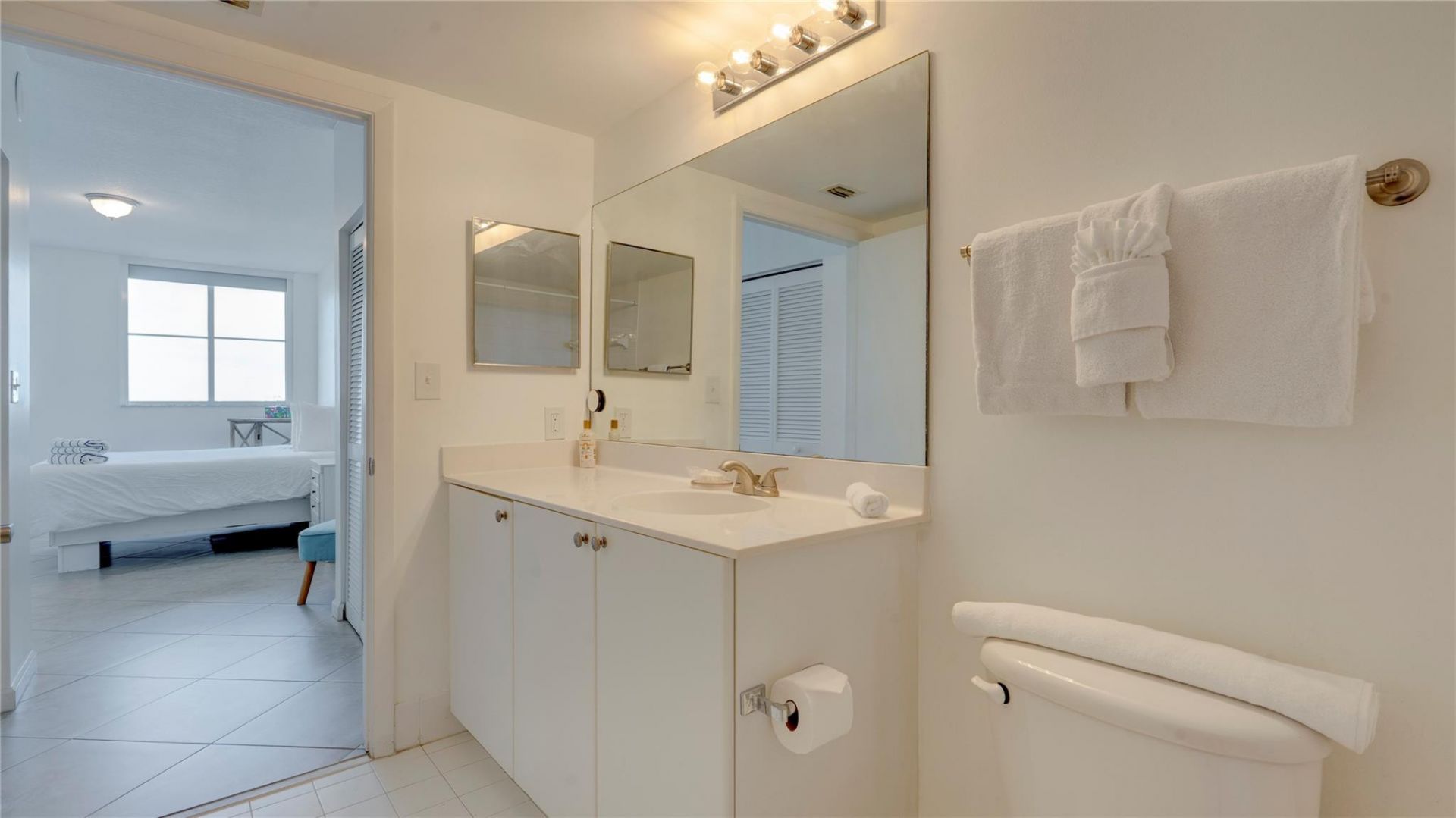 3020 NE 32nd Avenue, Unit 906, Fort Lauderdale, FL 33308 Photo