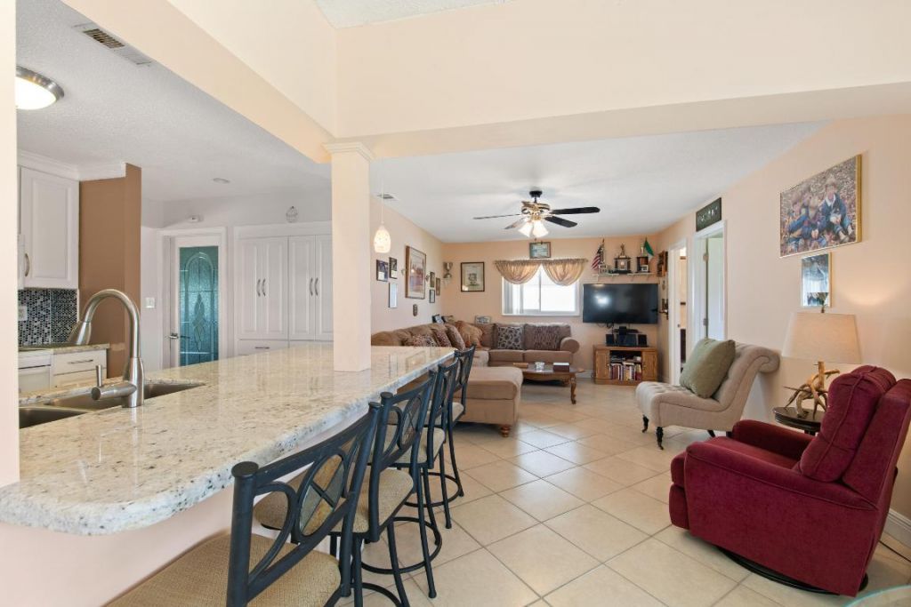 2081 SW 12th Avenue, Boynton Beach, FL 33426 Photo