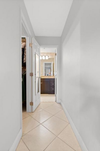 2081 SW 12th Avenue, Boynton Beach, FL 33426 Photo