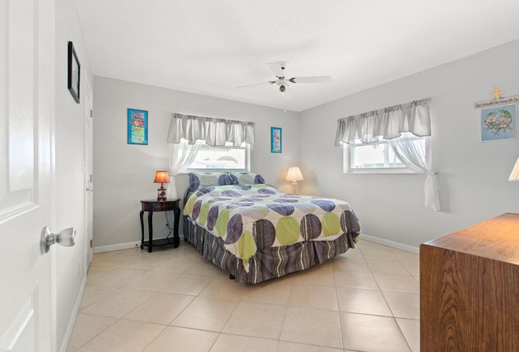 2081 SW 12th Avenue, Boynton Beach, FL 33426 Photo