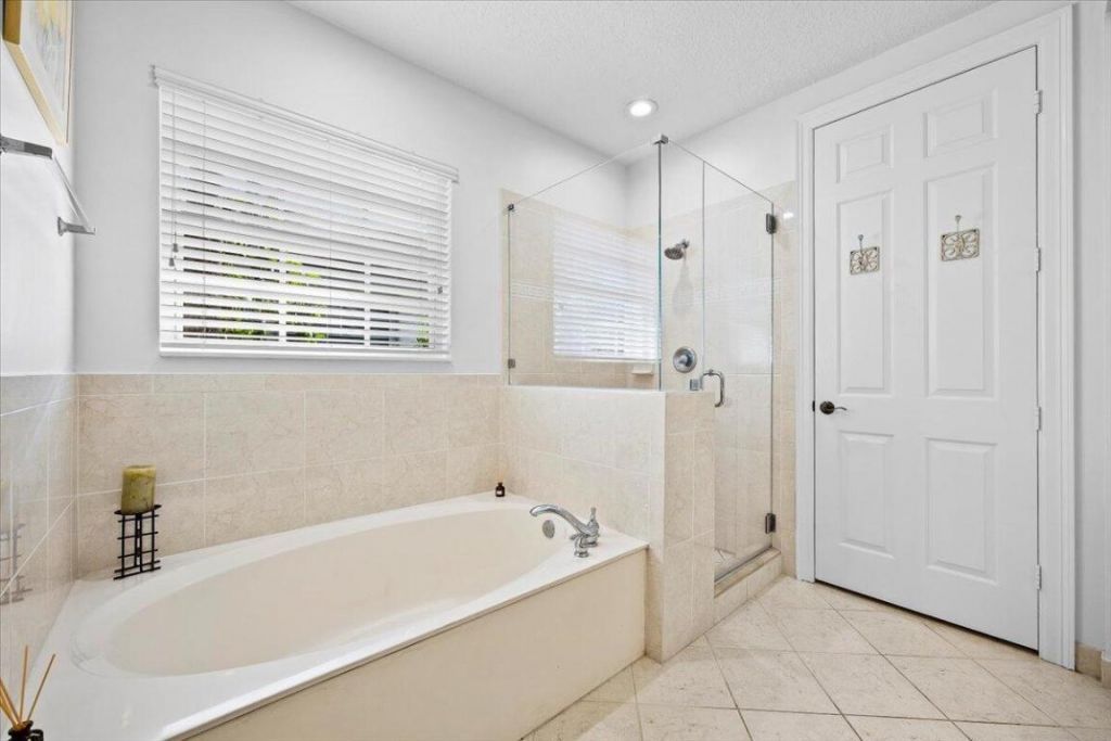 1437 Barlow Court, Palm Beach Gardens, FL 33410 Photo