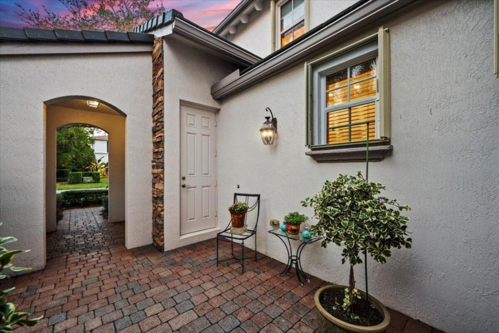 1437 Barlow Court, Palm Beach Gardens, FL 33410 Photo