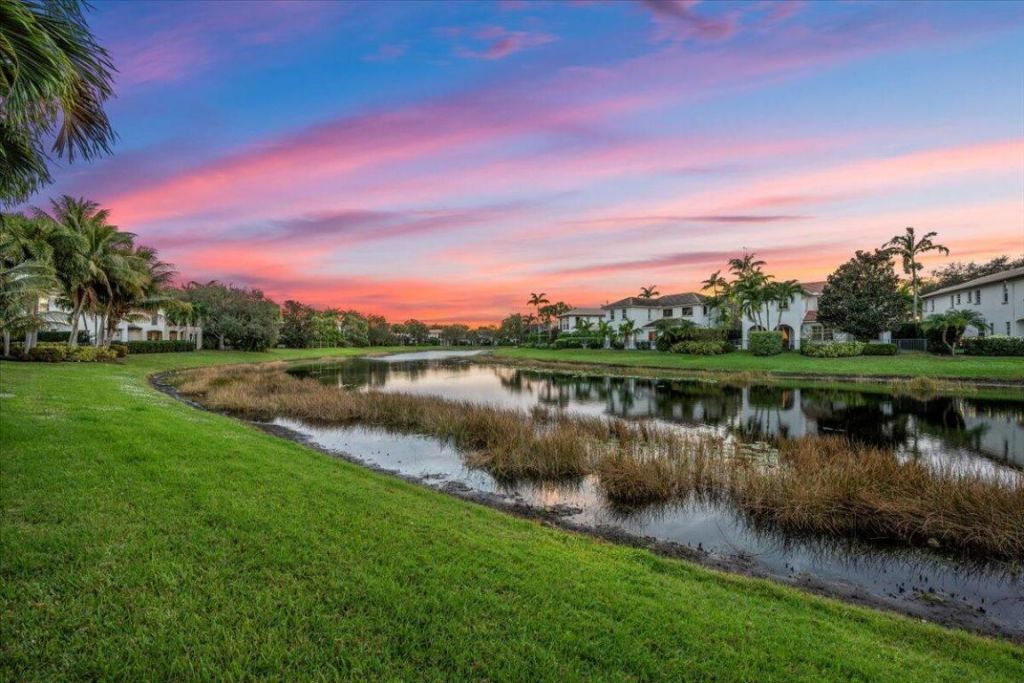 1437 Barlow Court, Palm Beach Gardens, FL 33410 Photo