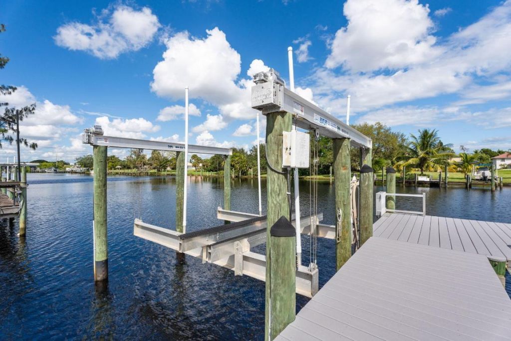 2441 SE North Lookout Boulevard, Port Saint Lucie, FL 34984 Photo