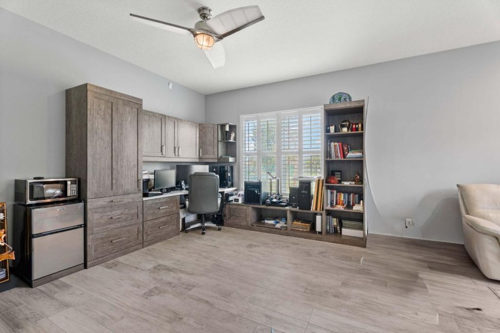 2441 SE North Lookout Boulevard, Port Saint Lucie, FL 34984 Photo