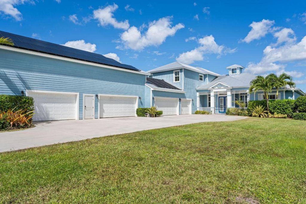 2441 SE North Lookout Boulevard, Port Saint Lucie, FL 34984 Photo