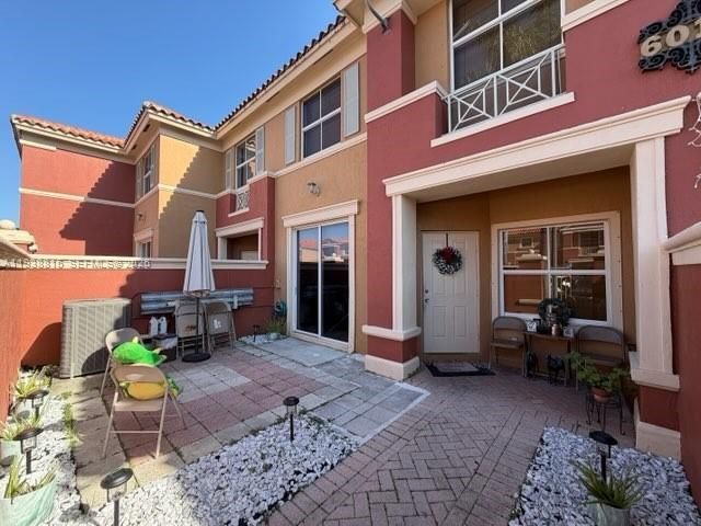 6015 NW 116th Pl , Unit 465, Doral, FL 33178 Photo