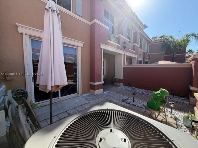 6015 NW 116th Pl , Unit 465, Doral, FL 33178 Photo